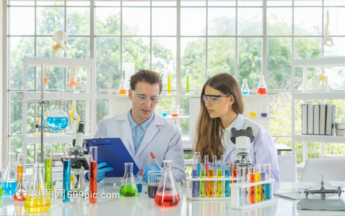 跨國科研協作 一對西方科學家夫婦的19型共生疫苗研發之旅